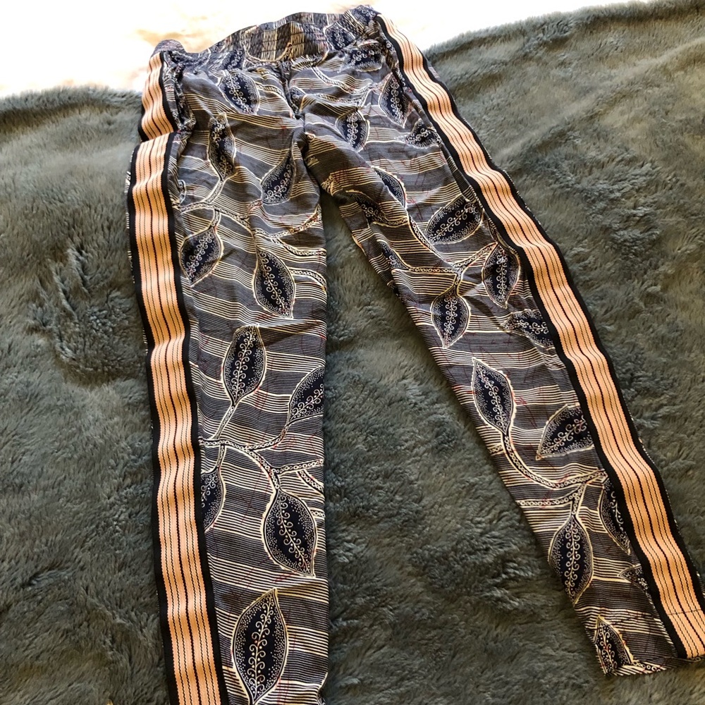 Hei Hei XS Anthropologie Rayon pull on pants